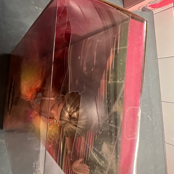 NRFB!! Dancing With The Stars Samba Barbie!!! - Picture 9 of 9